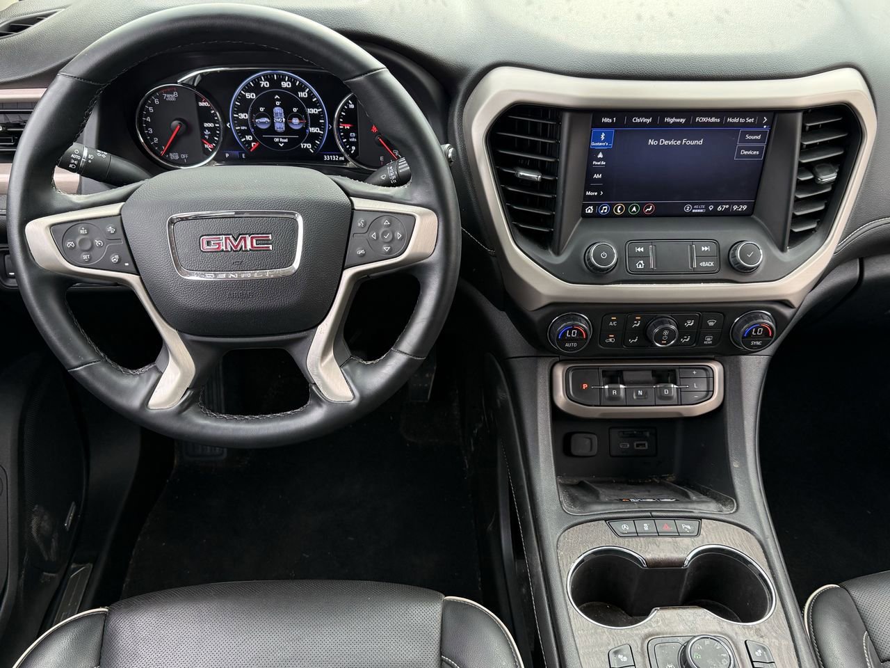 Certified 2023 GMC Acadia Denali w/ Denali Ultimate Package AWD/4WD image 12