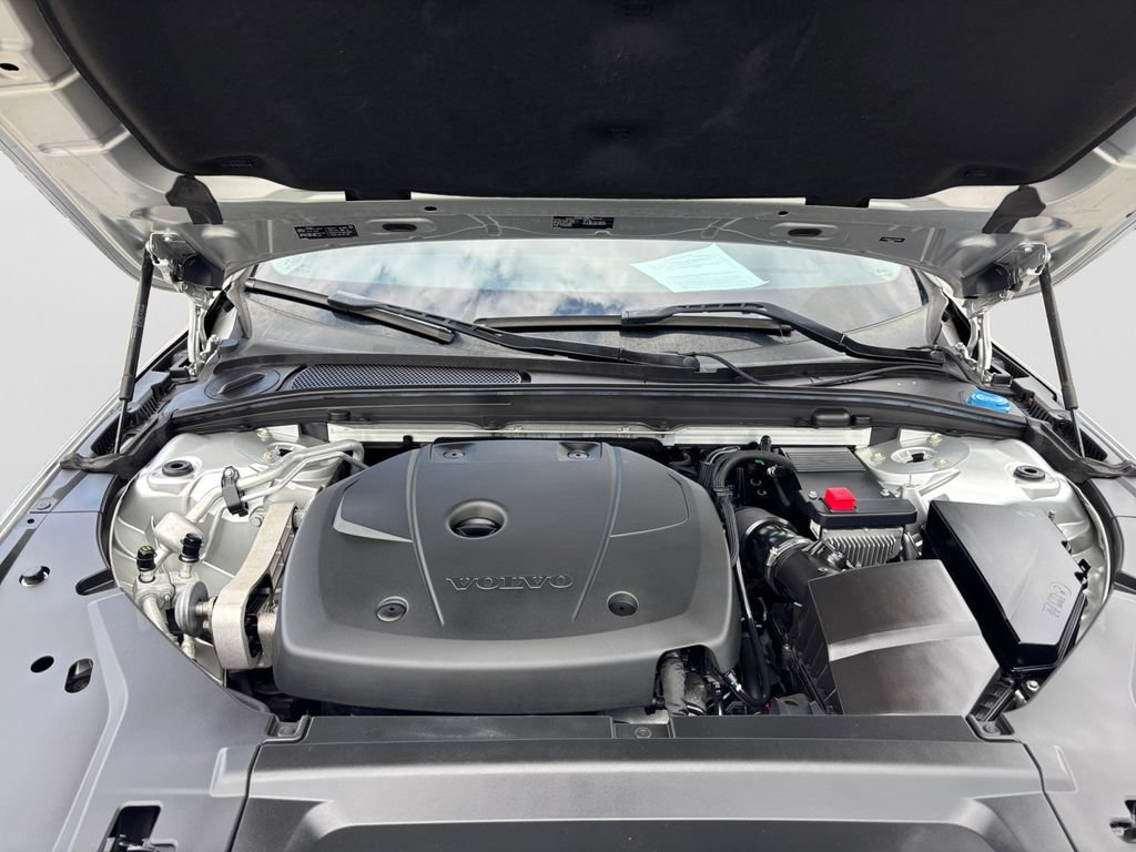 Used 2018 Volvo S90 T5 Momentum w/ Convenience Package FWD image 20