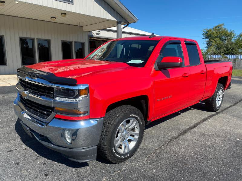 Used 2017 Chevrolet Silverado 1500 LT w/ All Star Edition image 2