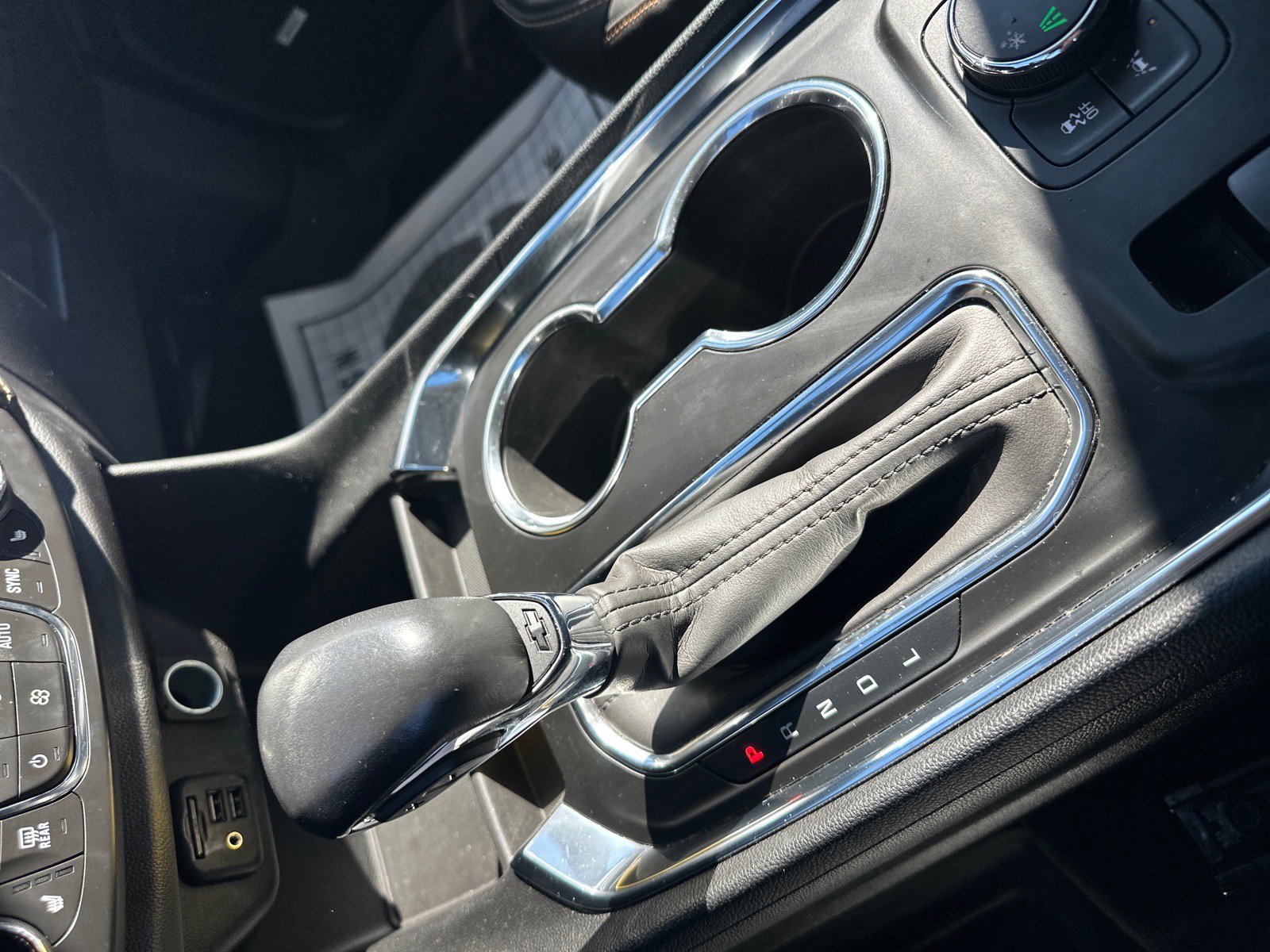 Used 2021 Chevrolet Traverse RS image 22