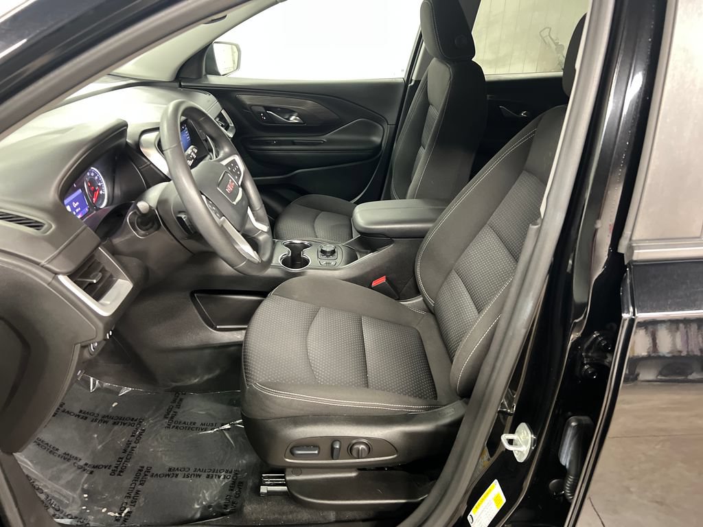 Certified 2023 GMC Terrain SLE w/ Driver Convenience Package AWD/4WD image 13