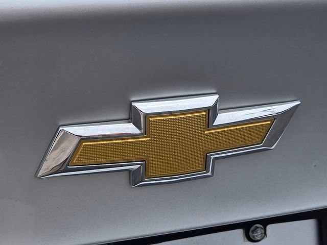 Used 2022 Chevrolet Malibu LT FWD image 17
