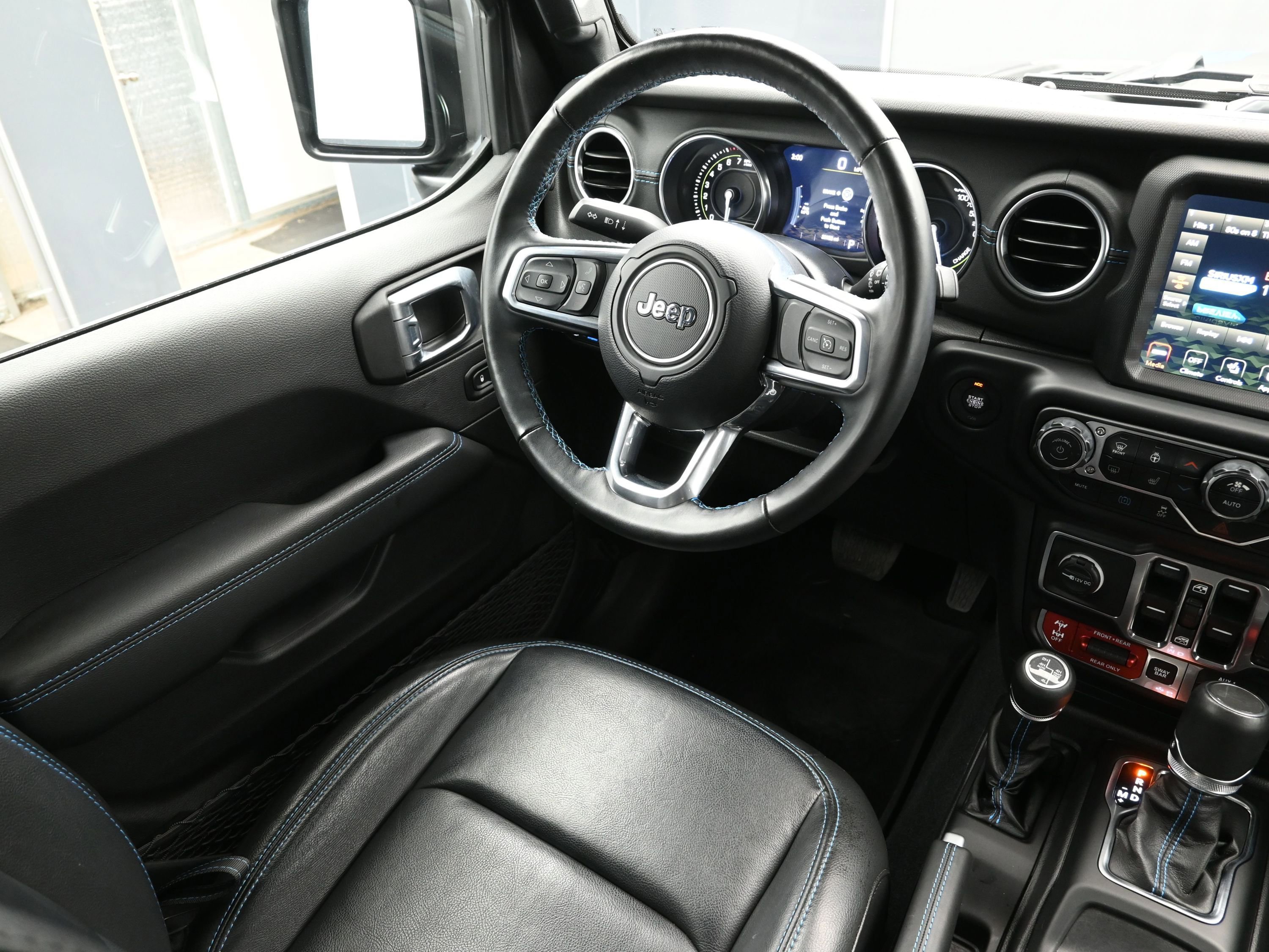 Used 2022 Jeep Wrangler Unlimited Rubicon 4xe w/ Cold Weather Group image 23