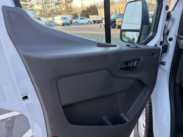 Used 2024 Ford Transit 250 Low Roof w/ Exterior Upgrade Package image 15