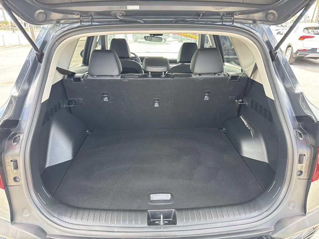 Used 2025 Kia Seltos S FWD image 8