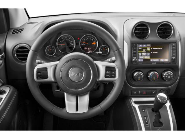 Used 2015 Jeep Compass High Altitude FWD image 10