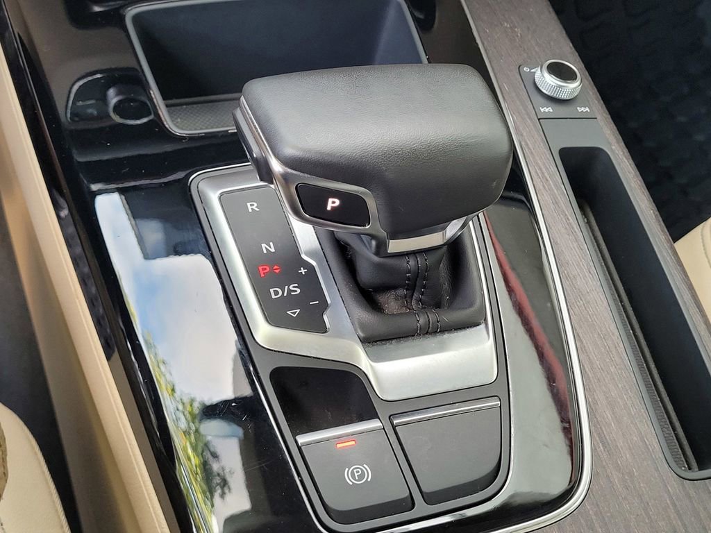 Used 2023 Audi Q5 2.0T Premium image 20