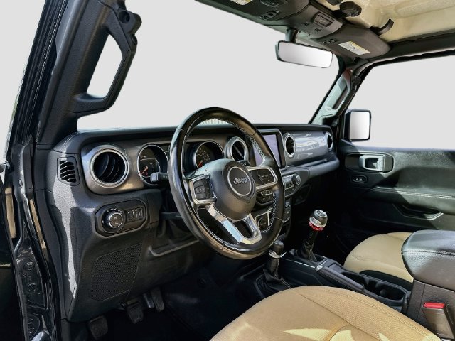 Used 2021 Jeep Gladiator Overland AWD/4WD image 9