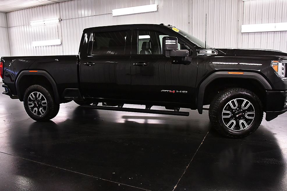 Used 2022 GMC Sierra 2500 AT4 w/ Gooseneck/5TH Wheel Package AWD/4WD image 8