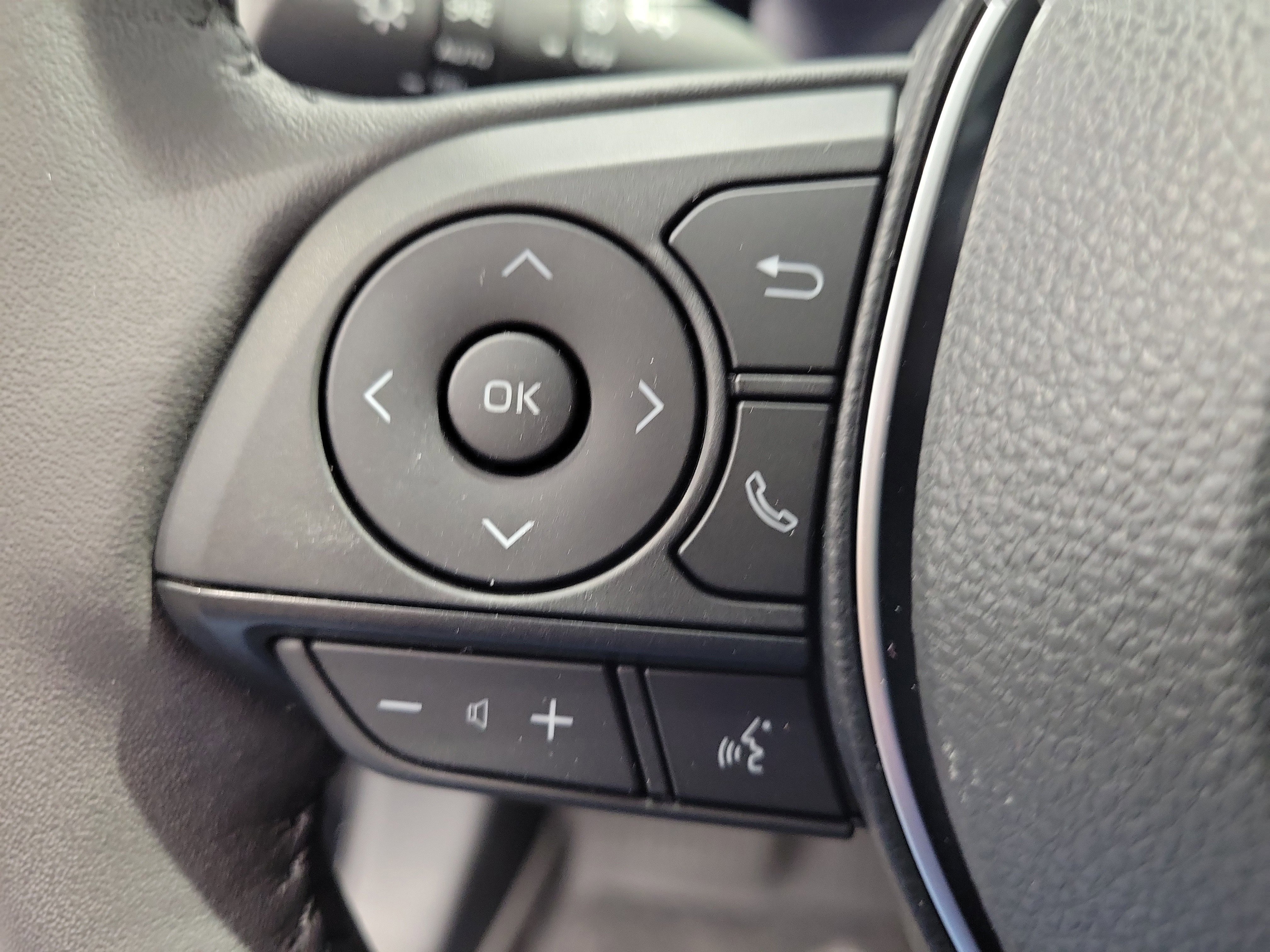 Certified 2025 Toyota RAV4 Limited image 23