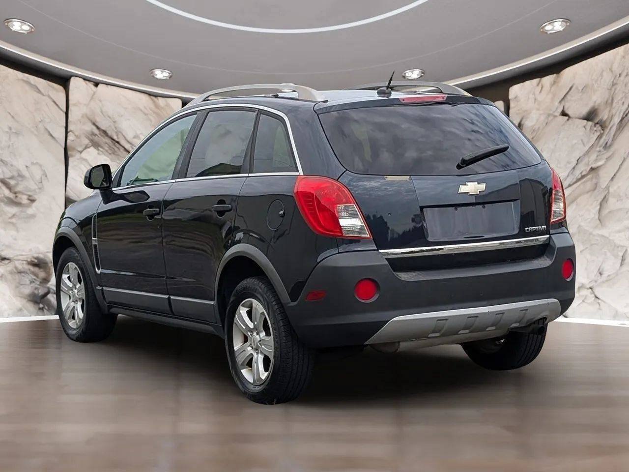 Used 2015 Chevrolet Captiva Sport LS FWD image 6