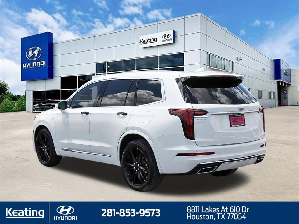 Used 2023 Cadillac XT6 Premium Luxury FWD image 7