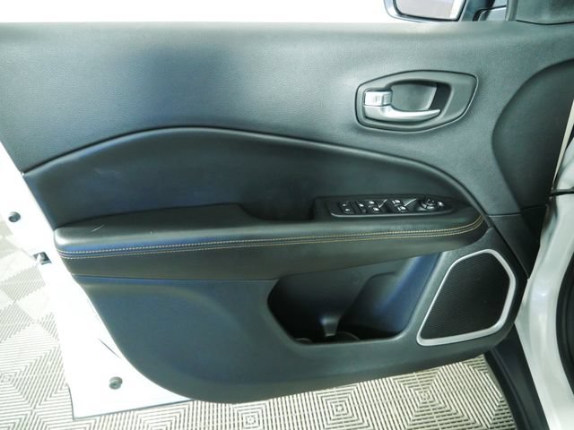 Used 2020 Jeep Compass Limited w/ Safety & Security Group AWD/4WD image 19