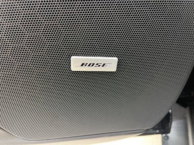 New 2026 Cadillac XT5 Premium Luxury w/ Driver Assist Package image 15