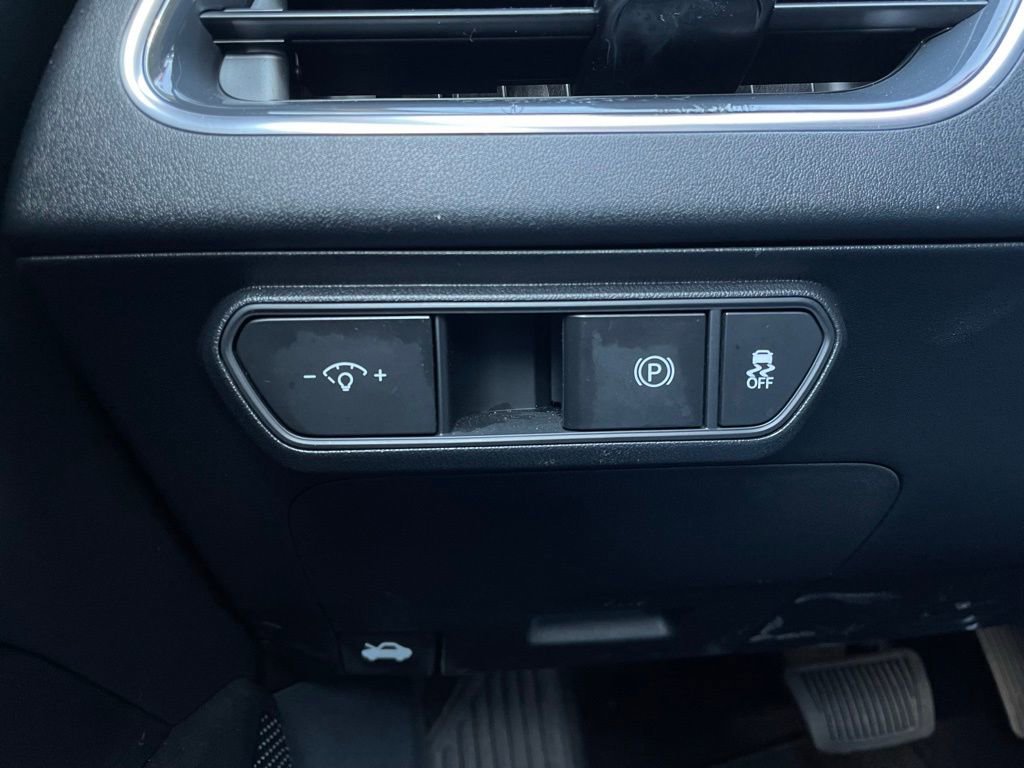 Used 2025 Kia K4 EX image 13