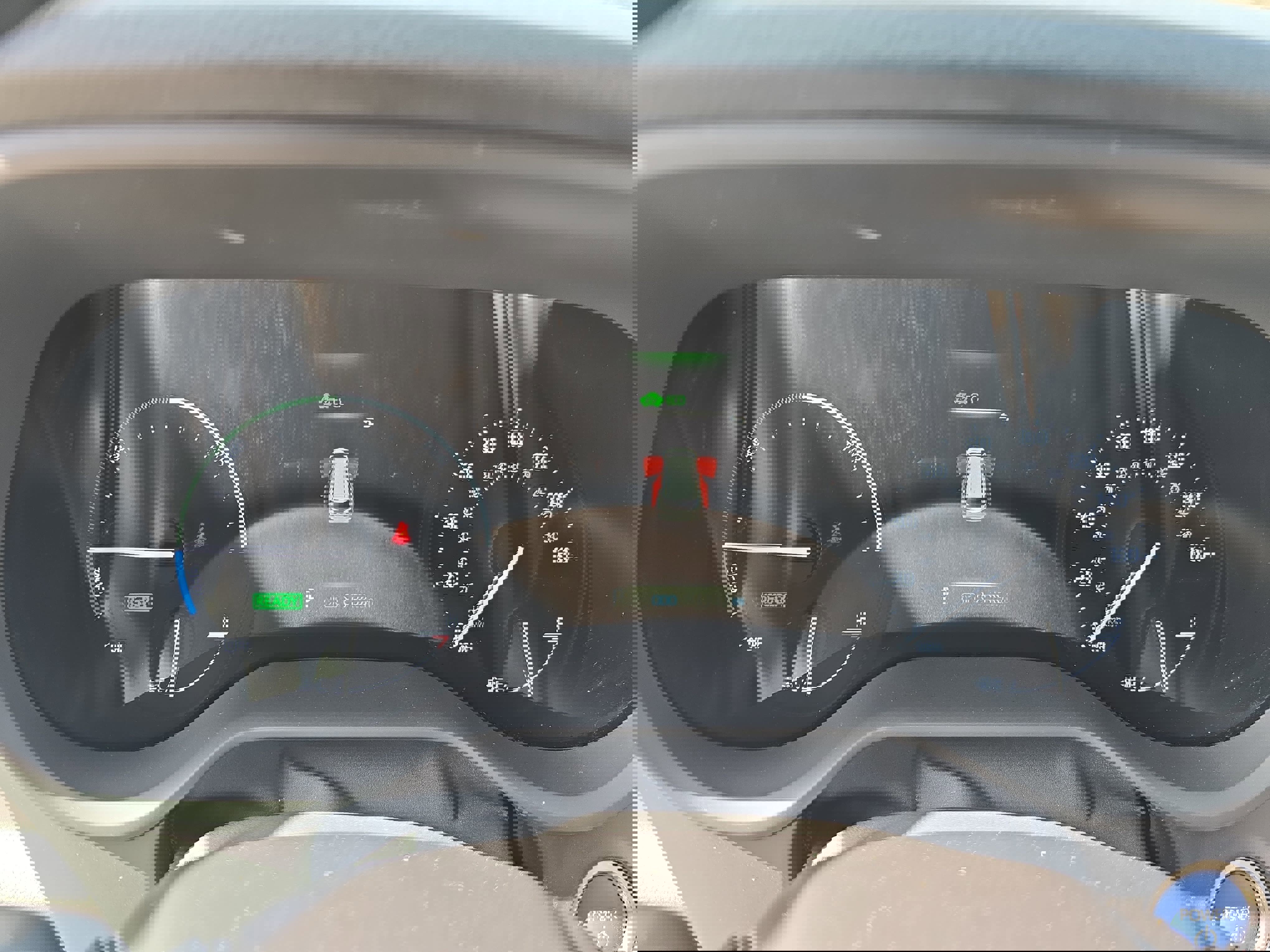 Used 2021 Toyota Sienna XLE image 21