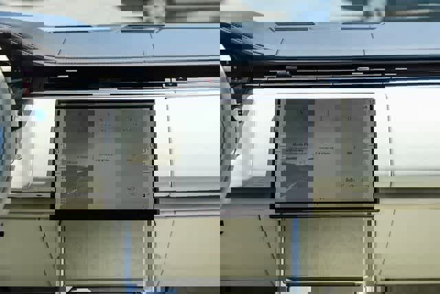 New 2024 Land Rover Range Rover SV image 14