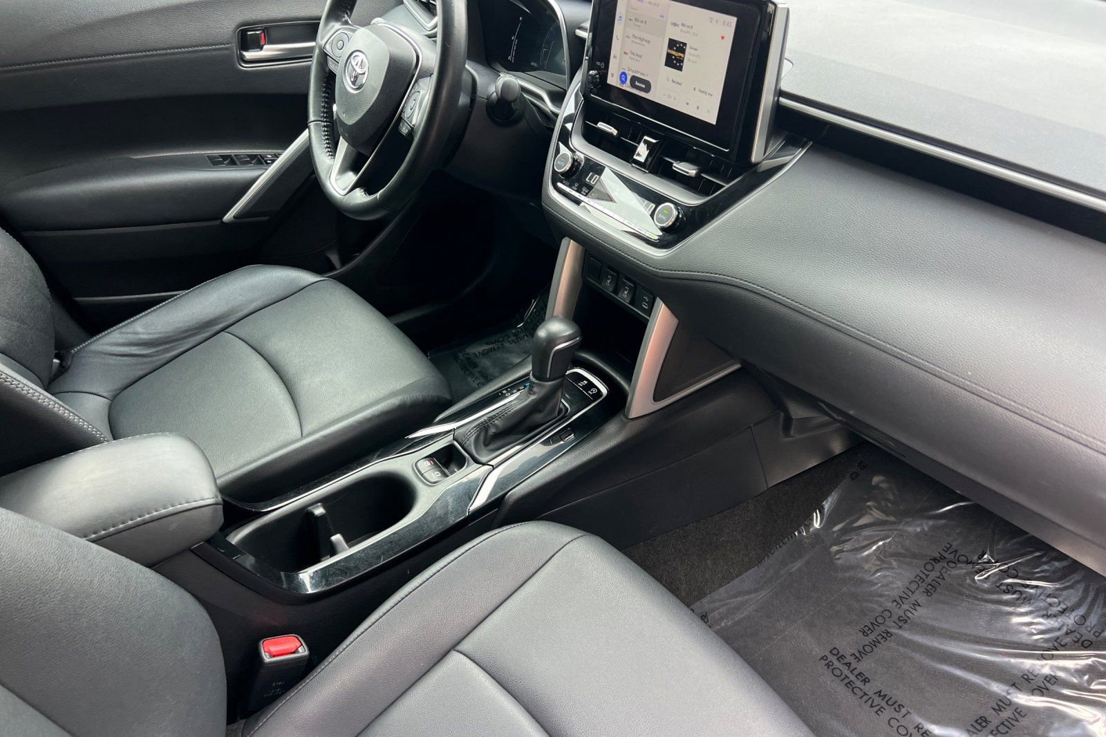 Certified 2023 Toyota Corolla Cross XLE image 20