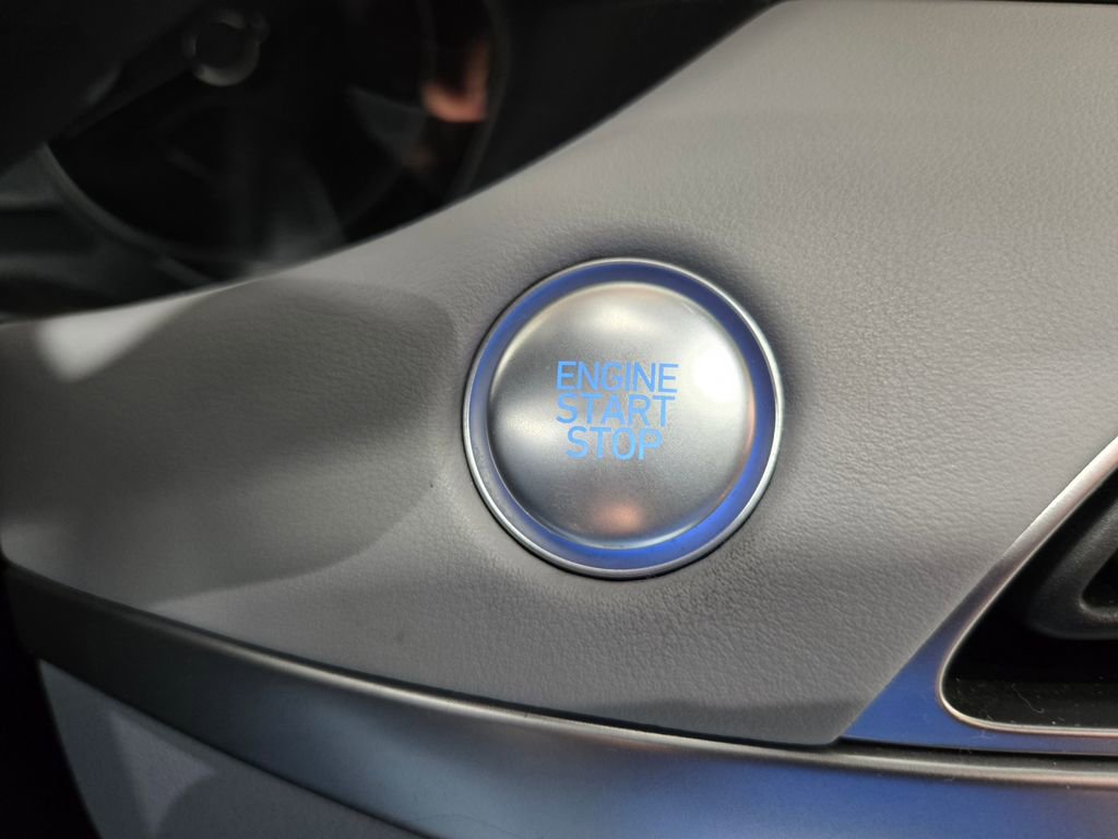 Used 2022 Hyundai Palisade SEL w/ 8P Bench Seat Package image 18