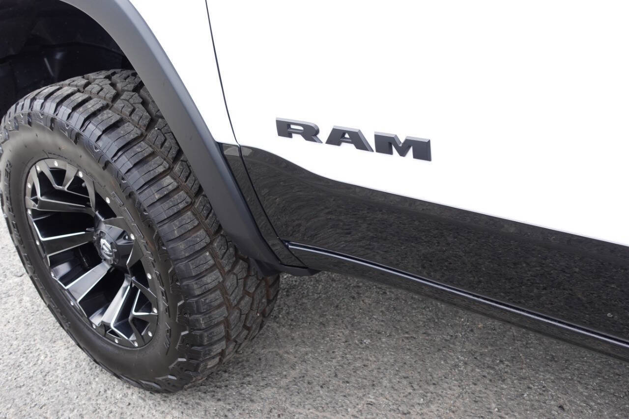 Used 2025 RAM 1500 Rebel image 13