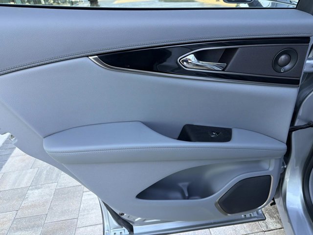 Used 2022 Lincoln Nautilus Reserve w/ Equipment Group 201A image 18