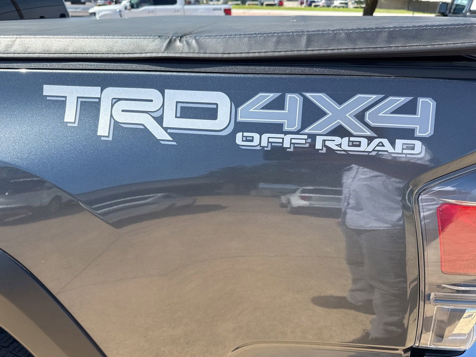 Used 2023 Toyota Tacoma TRD Off-Road AWD/4WD image 11