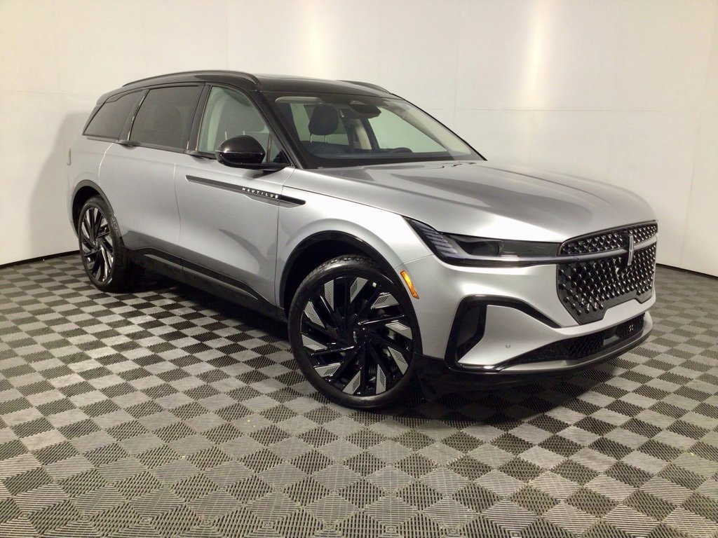 New 2026 Lincoln Nautilus Reserve w/ Jet Appearance Package