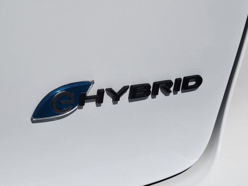 Used 2023 Chrysler Pacifica Touring-L w/ S Appearance Package FWD image 27