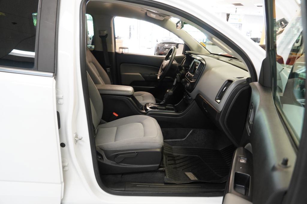 Used 2019 Chevrolet Colorado W/T w/ WT Convenience Package AWD/4WD image 10