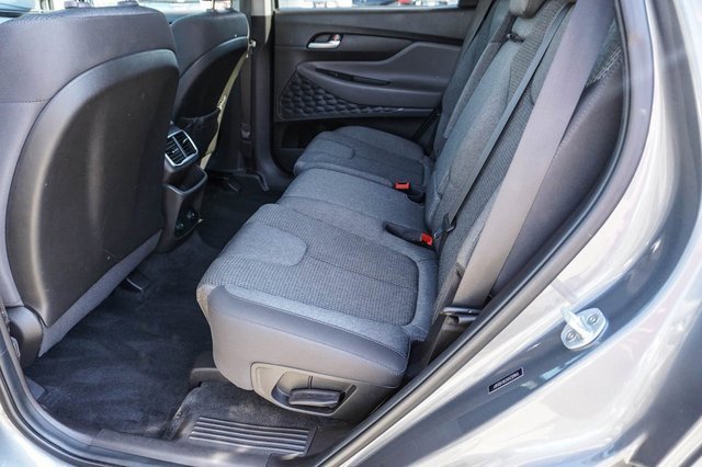 Used 2019 Hyundai Santa Fe SE image 14