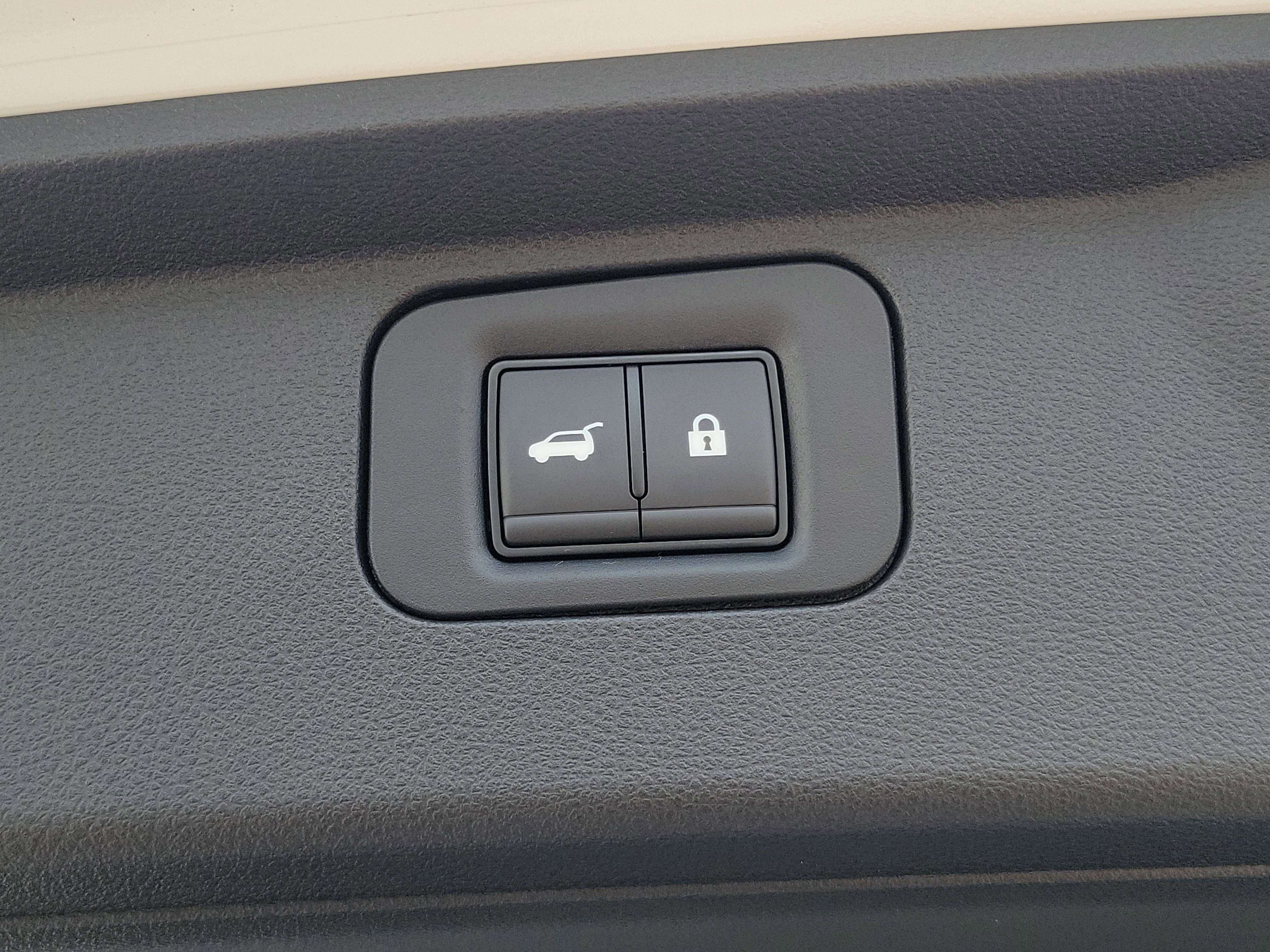 New 2026 INFINITI QX80 4WD w/ Sport Exterior Package image 9