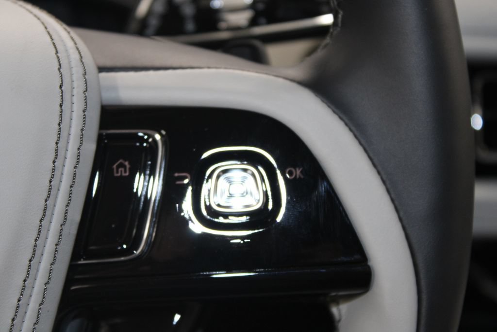 New 2026 Lincoln Aviator Reserve AWD/4WD image 37