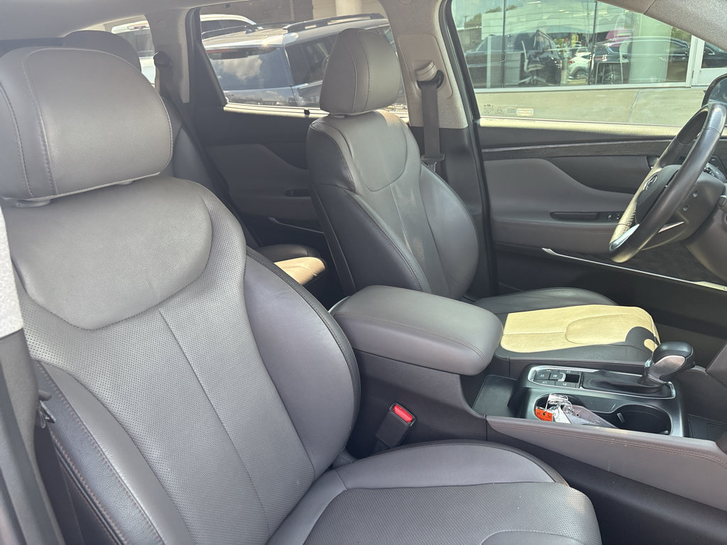 Used 2020 Hyundai Santa Fe Limited FWD image 15