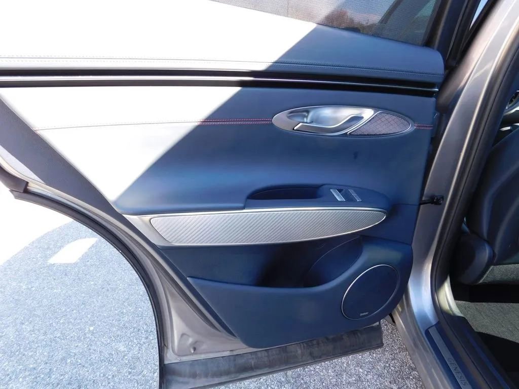 Used 2023 Genesis GV70 2.5T w/ Sport Prestige Package image 14