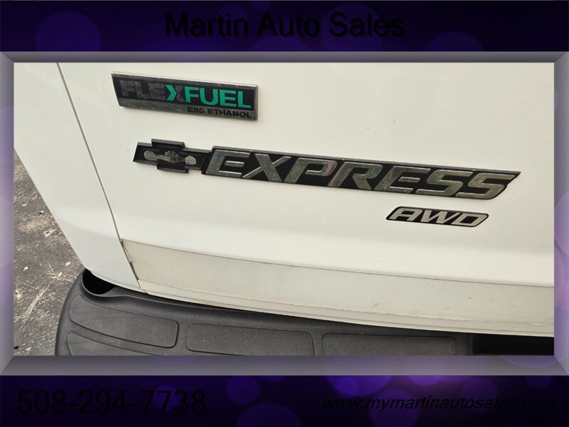 Used 2010 Chevrolet Express 1500 AWD w/ Power Package image 11