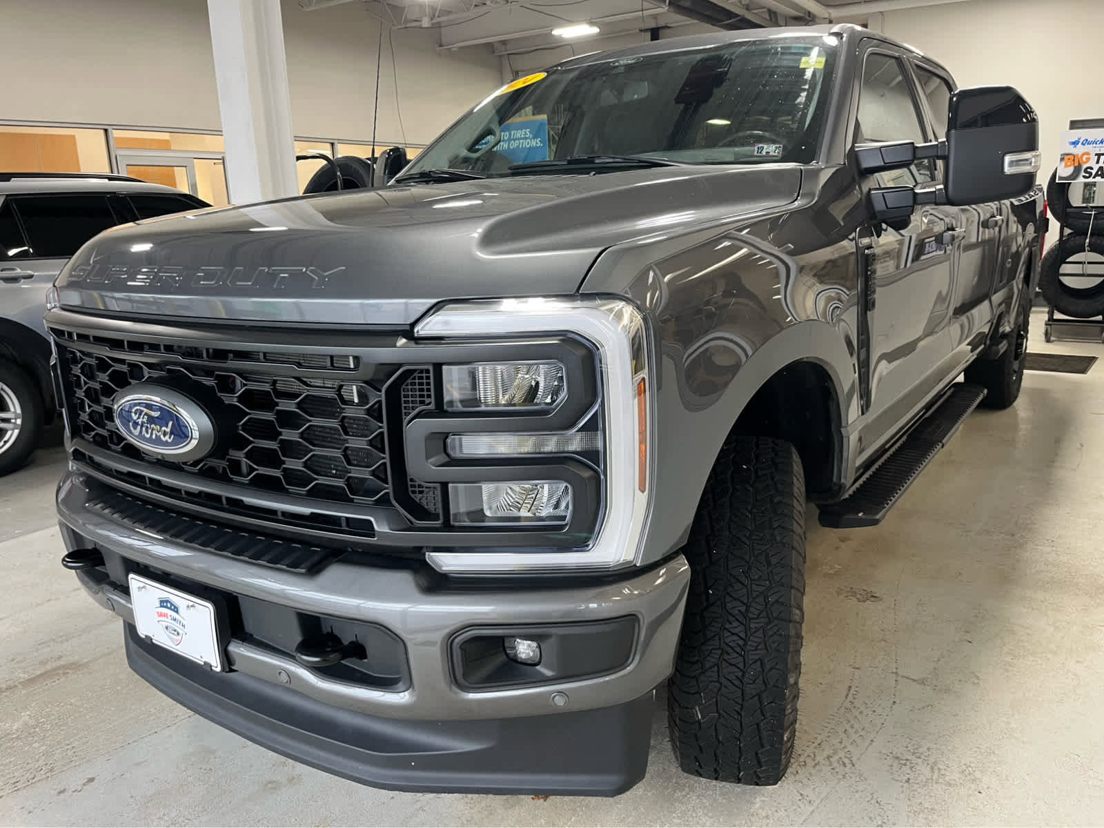 Used 2024 Ford F250 Lariat w/ Lariat Ultimate Package image 4