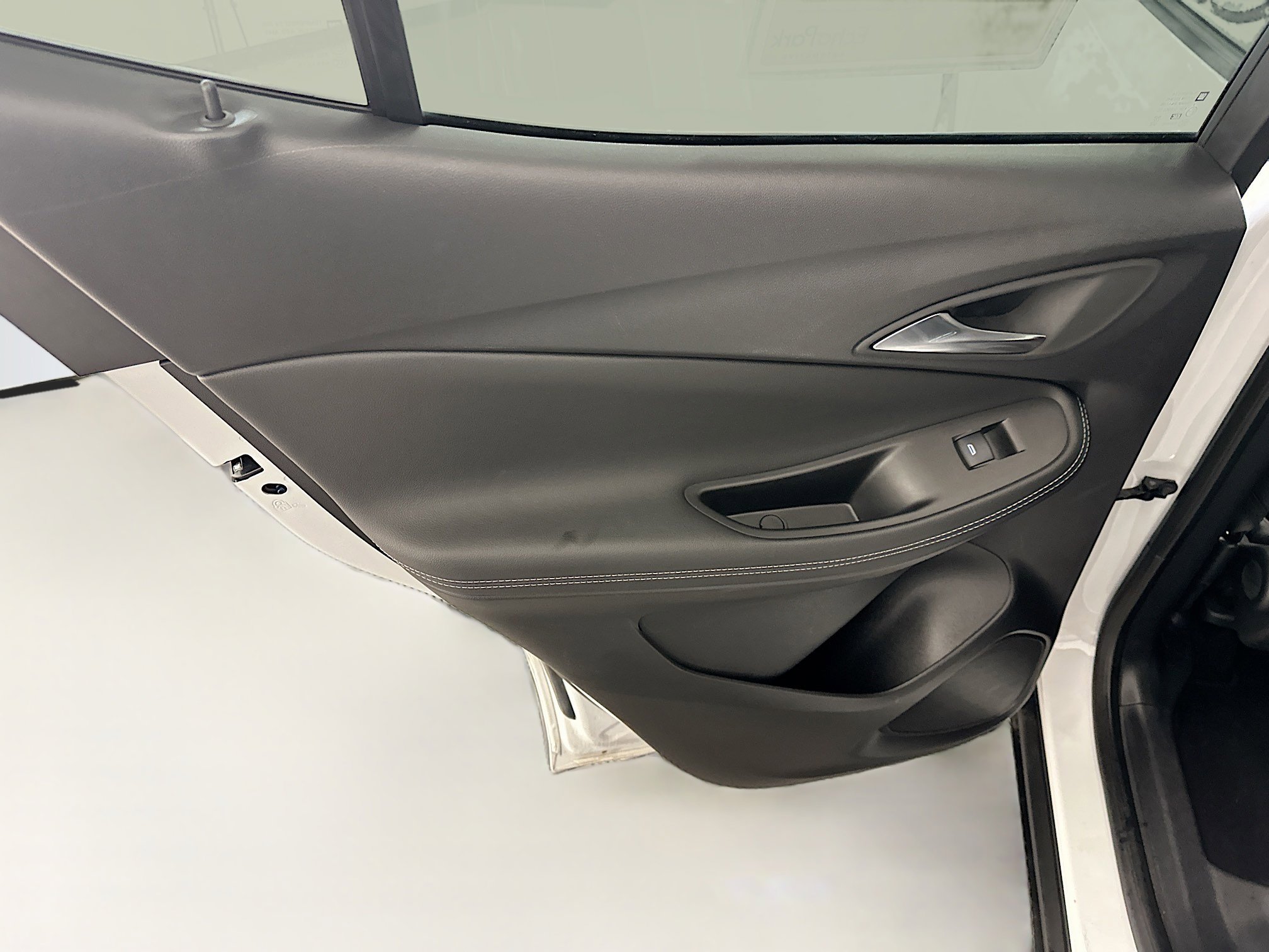 Used 2025 Buick Encore GX Preferred image 26