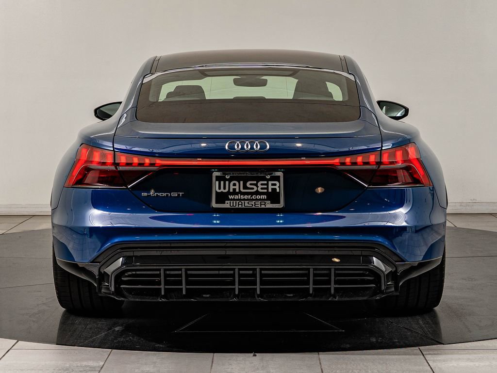Used 2023 Audi e-tron GT Prestige AWD/4WD image 6