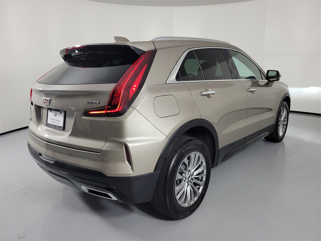 Certified 2025 Cadillac XT4 Premium Luxury image 4