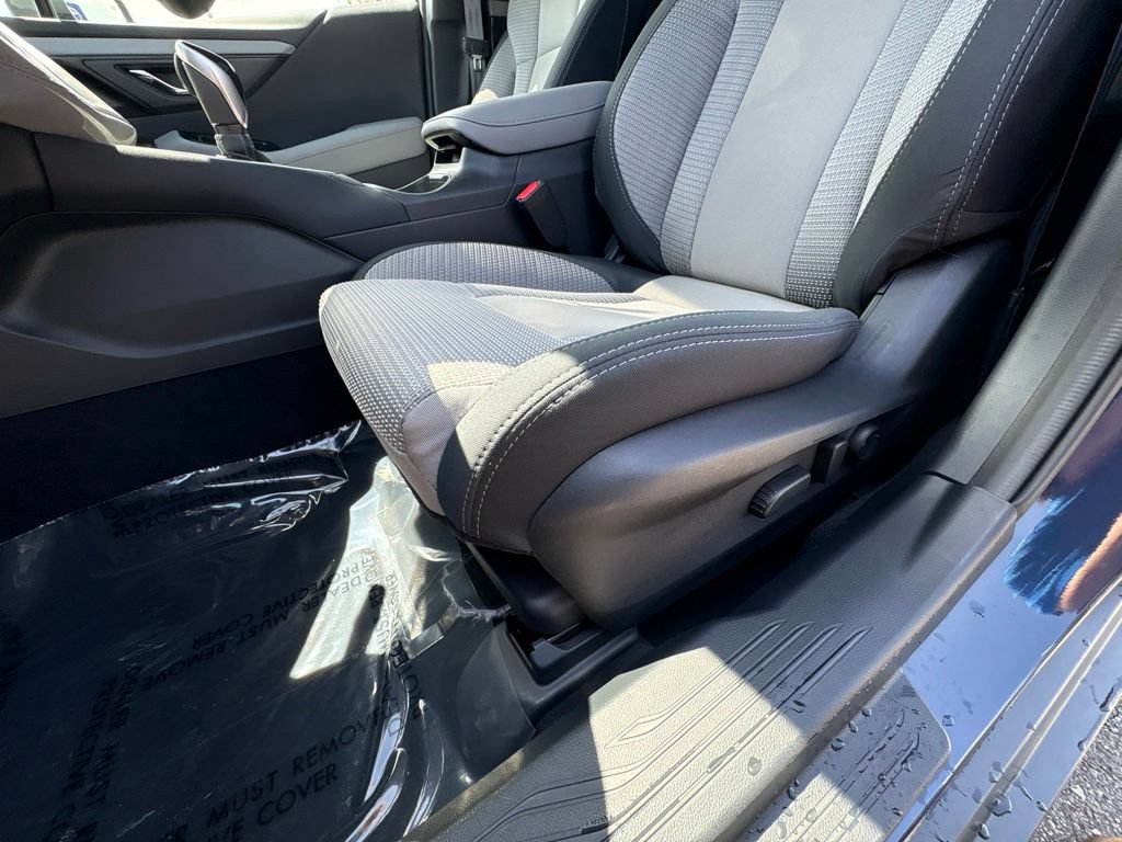 Certified 2025 Subaru Outback Premium AWD/4WD image 13
