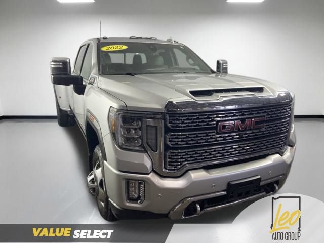 Used 2022 GMC Sierra 3500 Denali w/ Denali Ultimate Package AWD/4WD image 8