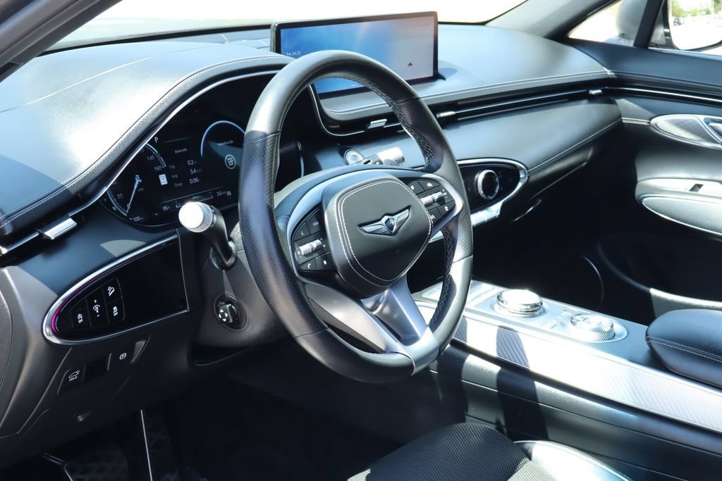 Used 2023 Genesis GV70 2.5T w/ Sport Prestige Package AWD/4WD image 17