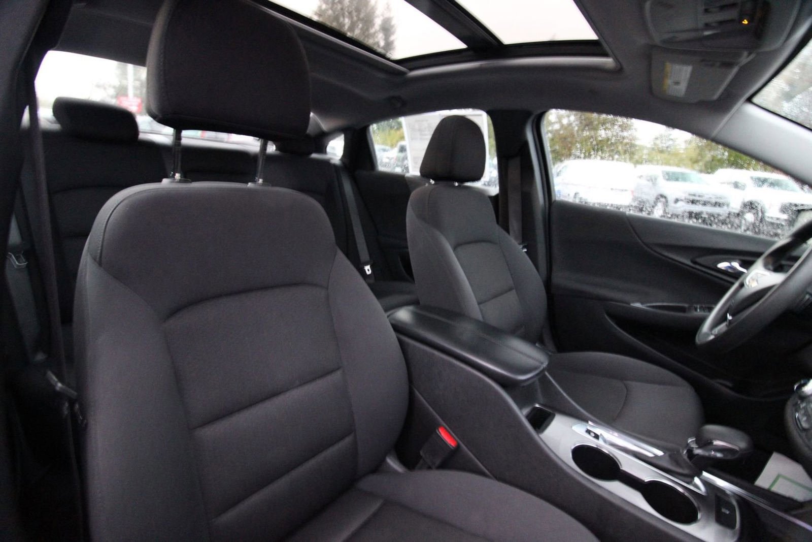 Used 2022 Chevrolet Malibu LT FWD image 17