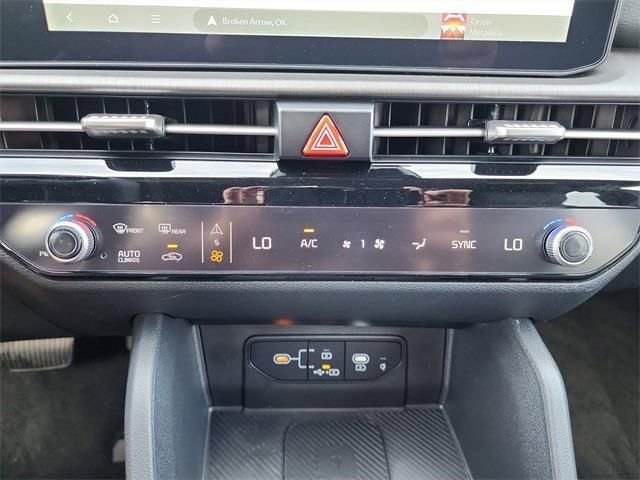 New 2026 Kia Sportage X-Line w/ X-Line Technology Package image 22