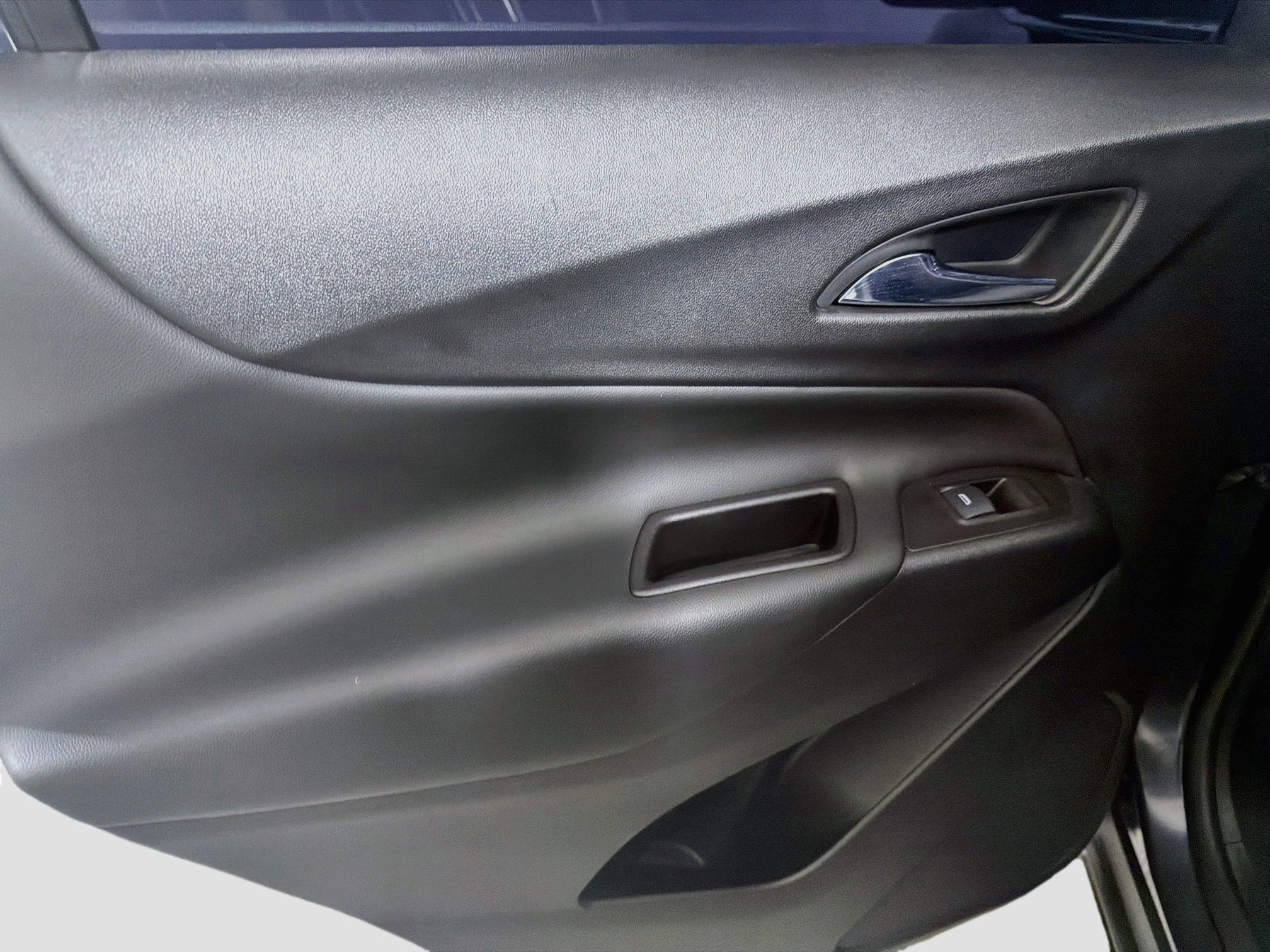 Used 2022 Chevrolet Equinox LT FWD image 24