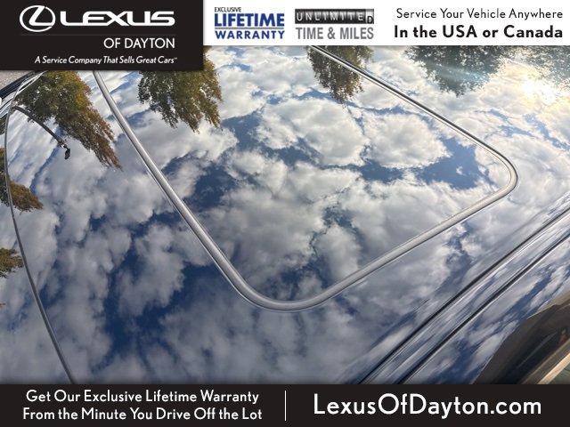 Used 2024 Lexus ES 350 w/ Premium Package image 10