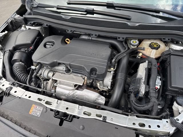 Used 2019 Chevrolet Cruze LS FWD image 23