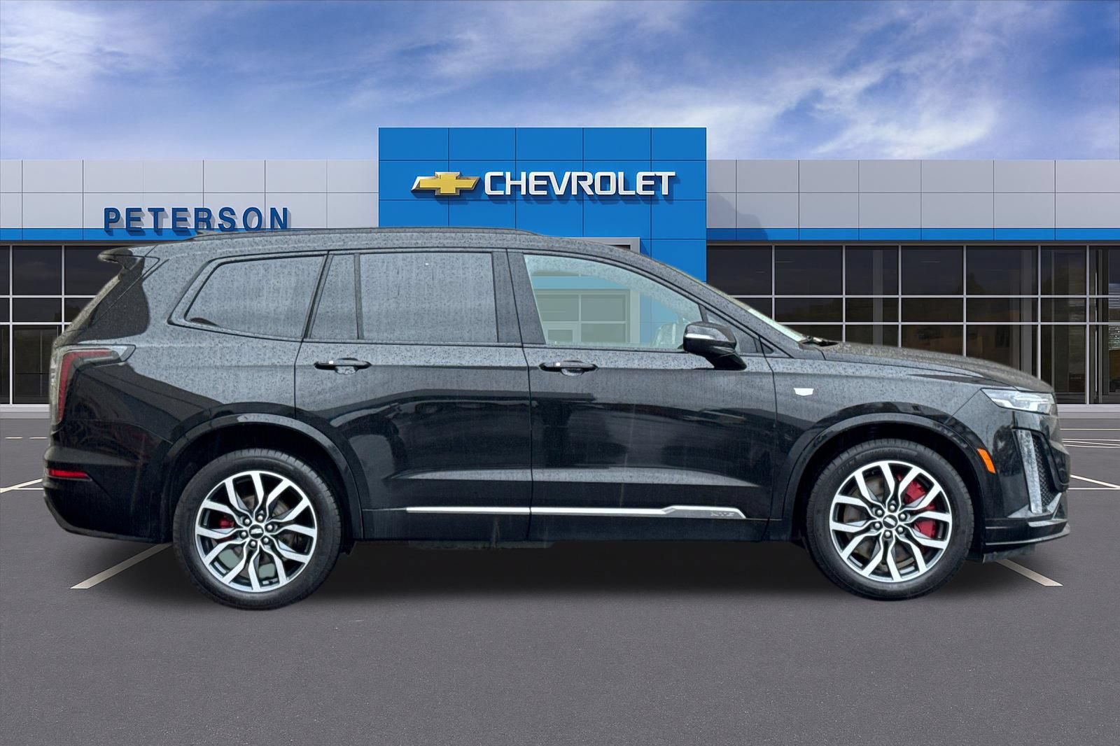 Used 2024 Cadillac XT6 Sport AWD/4WD image 3