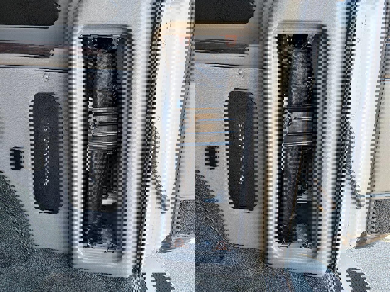 Used 2016 Chevrolet Express 2500 image 27