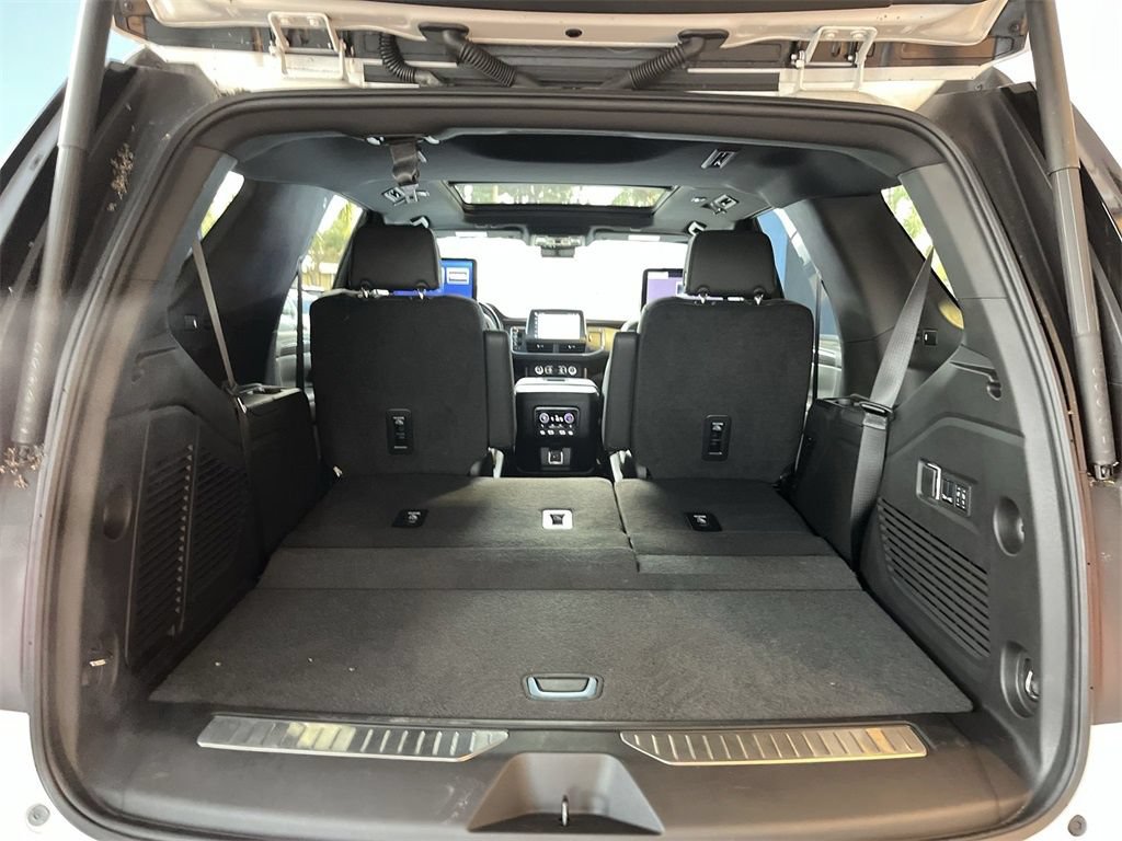 New 2024 Chevrolet Tahoe High Country w/ Advanced Technology Package AWD/4WD image 25